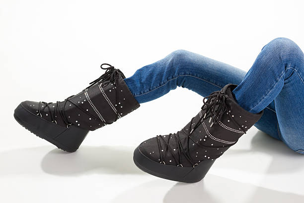 Outfit per abbinare i Moon Boot